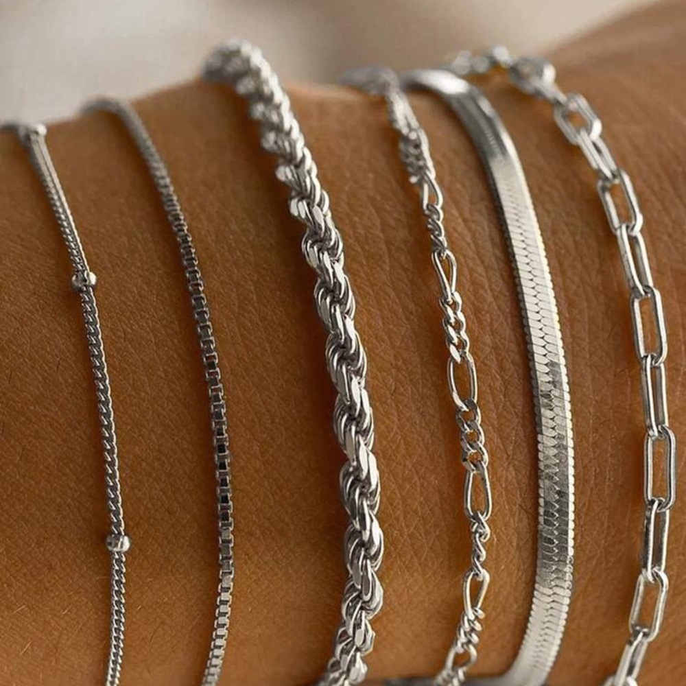 6 Pieces/Set Of Fashionable And Simple Twisted Bracelets